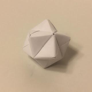 Figure 1: Stellated Octahedron: 12 Sonobe Units, 4 Pyramid Units